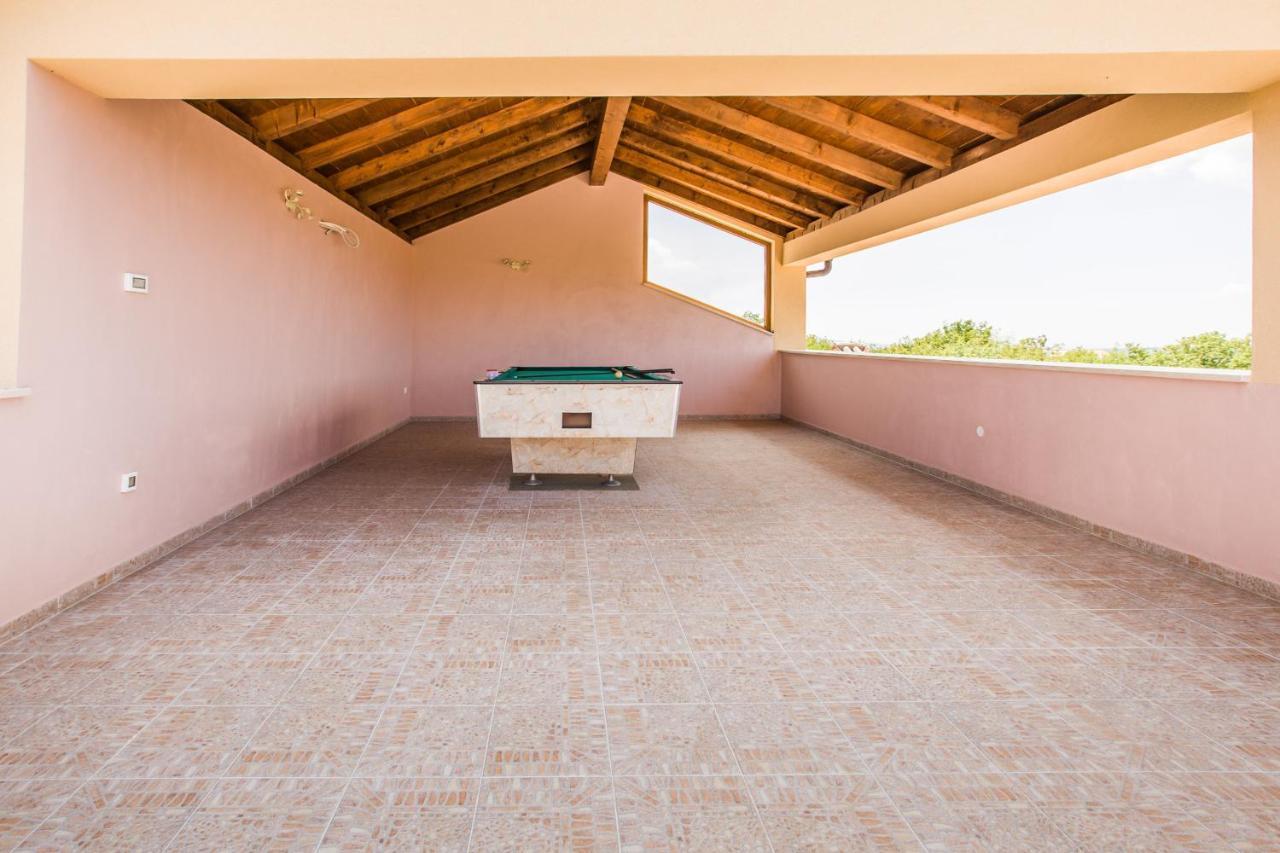 Villa Nabucco Kras Exterior photo