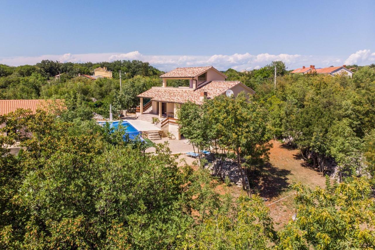 Villa Nabucco Kras Exterior photo